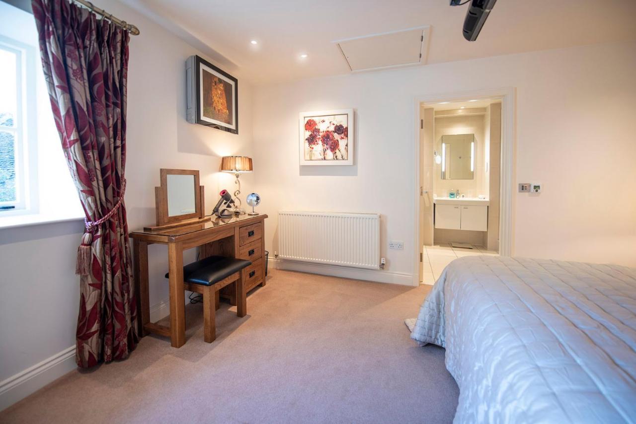 Oberon River View Apartment Bourton-on-the-Water Exteriör bild
